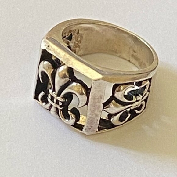 Other - 925 sterling silver fleur de lis ring
